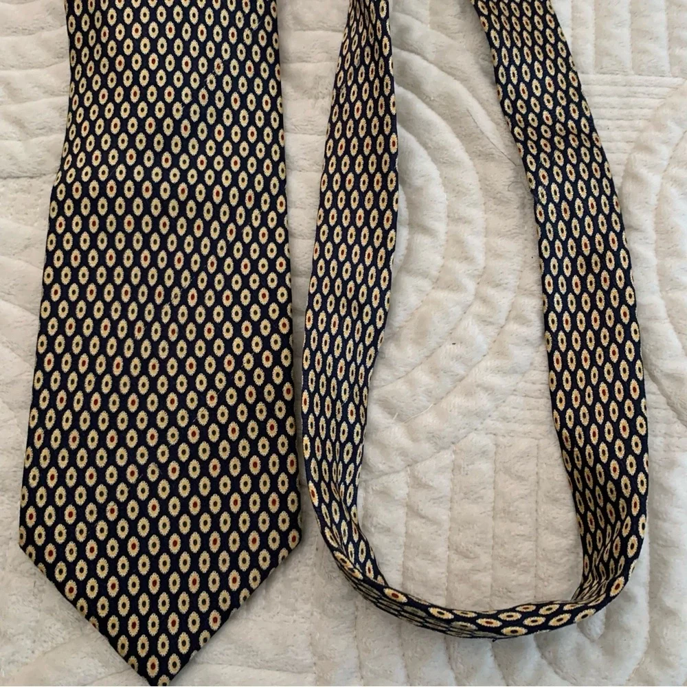 Stanley Blacker Black and Beige Patterned Tie